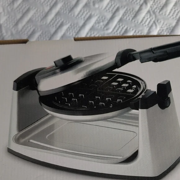 Silver Rotary Waffle Maker - Stainless Finish - Picture 3 of 4